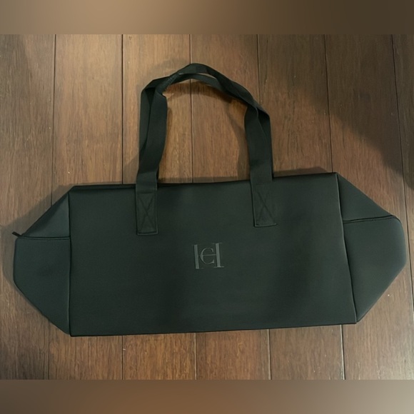 Brand New Carolina Herrera Duffle Bag - Picture 3 of 7